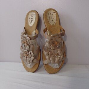 boc Born Concepts Women's Metallic Gold Flower Embellished Flat Sandals Size 9